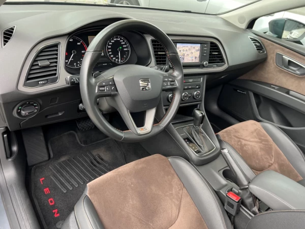 SEAT Leon X-Perience 2.0 TDi DSG 4Drive 21