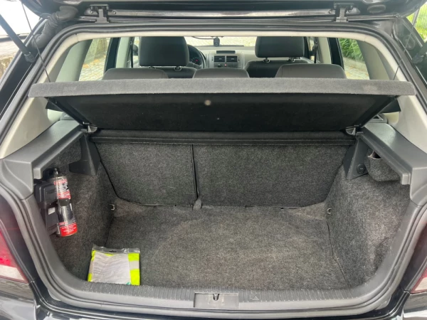 Volkswagen Polo 1.2 CONFORTLINE 5p GPL 31