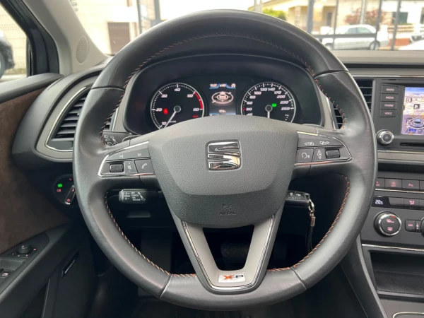 SEAT Leon X-Perience 2.0 TDi DSG 4Drive 25