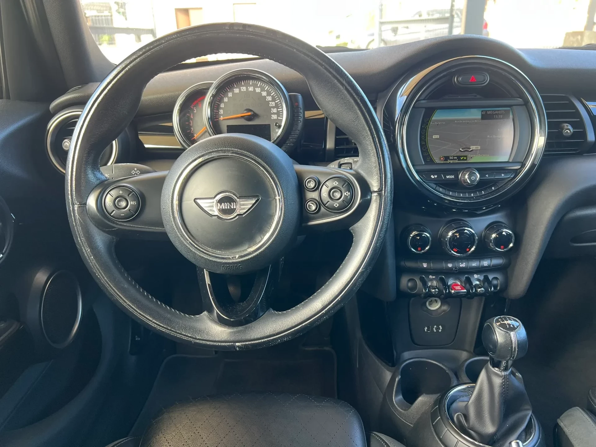 MINI 5 Portas Cooper SD 24