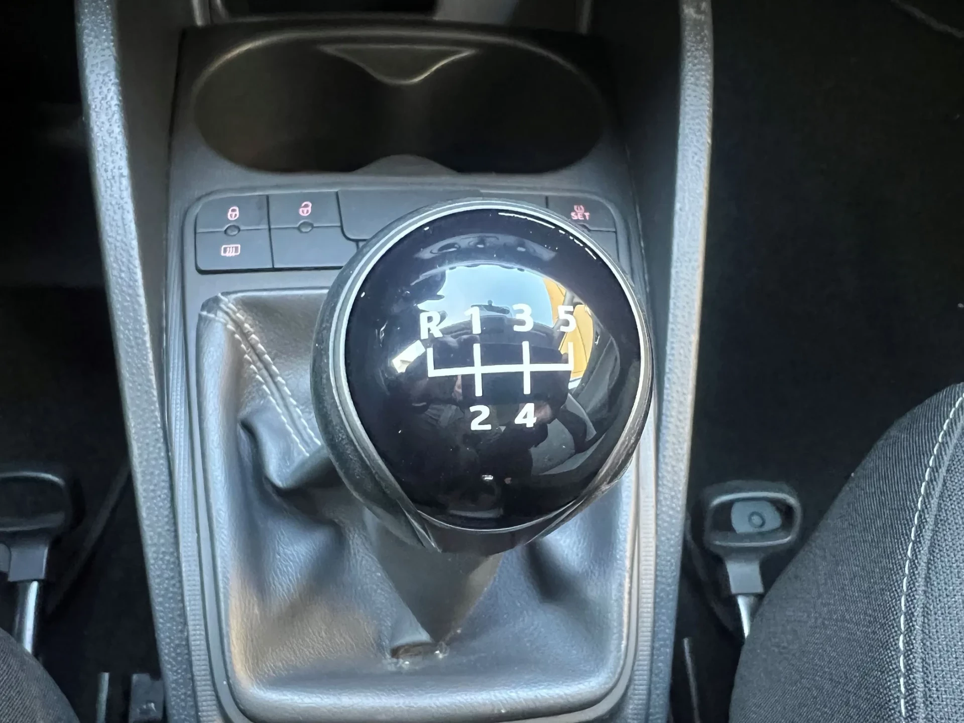 SEAT Ibiza 1.2 STYLE 5p 26