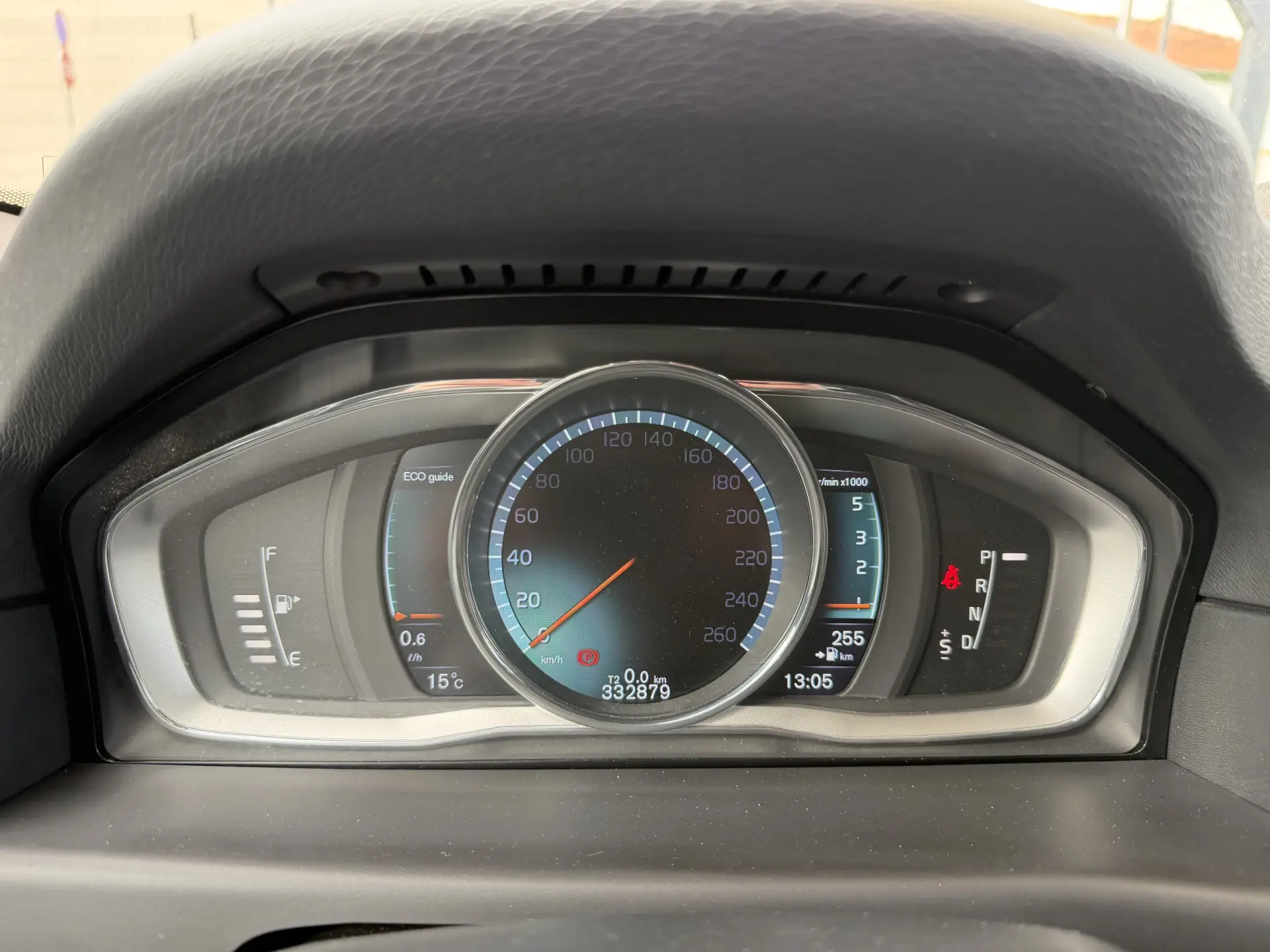 Volvo XC 70 2.0 D4 DYNAMIQUE SUMMUM GEARTRONIC 27