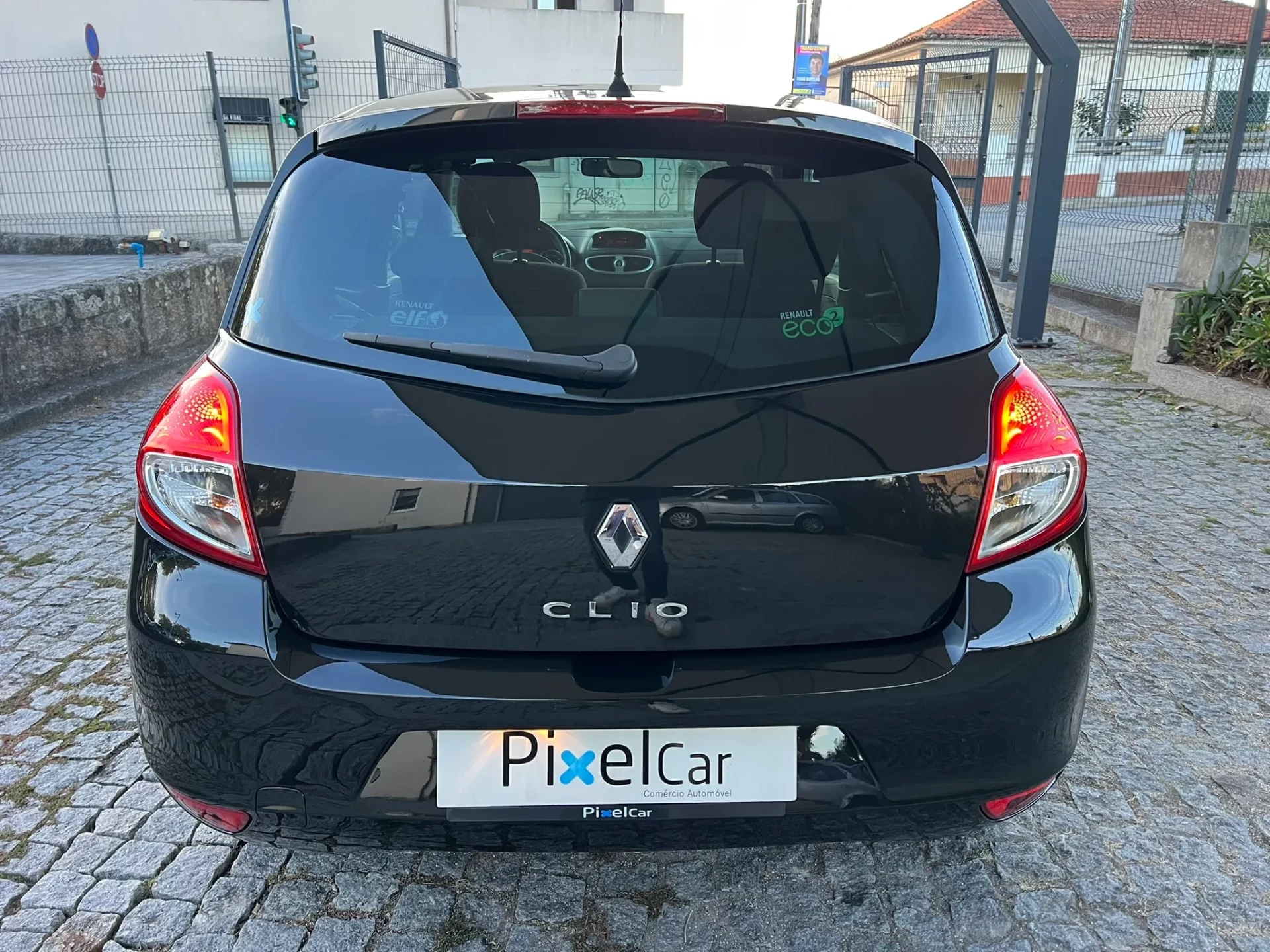 Renault Clio 1.2 16V GT 3p 6
