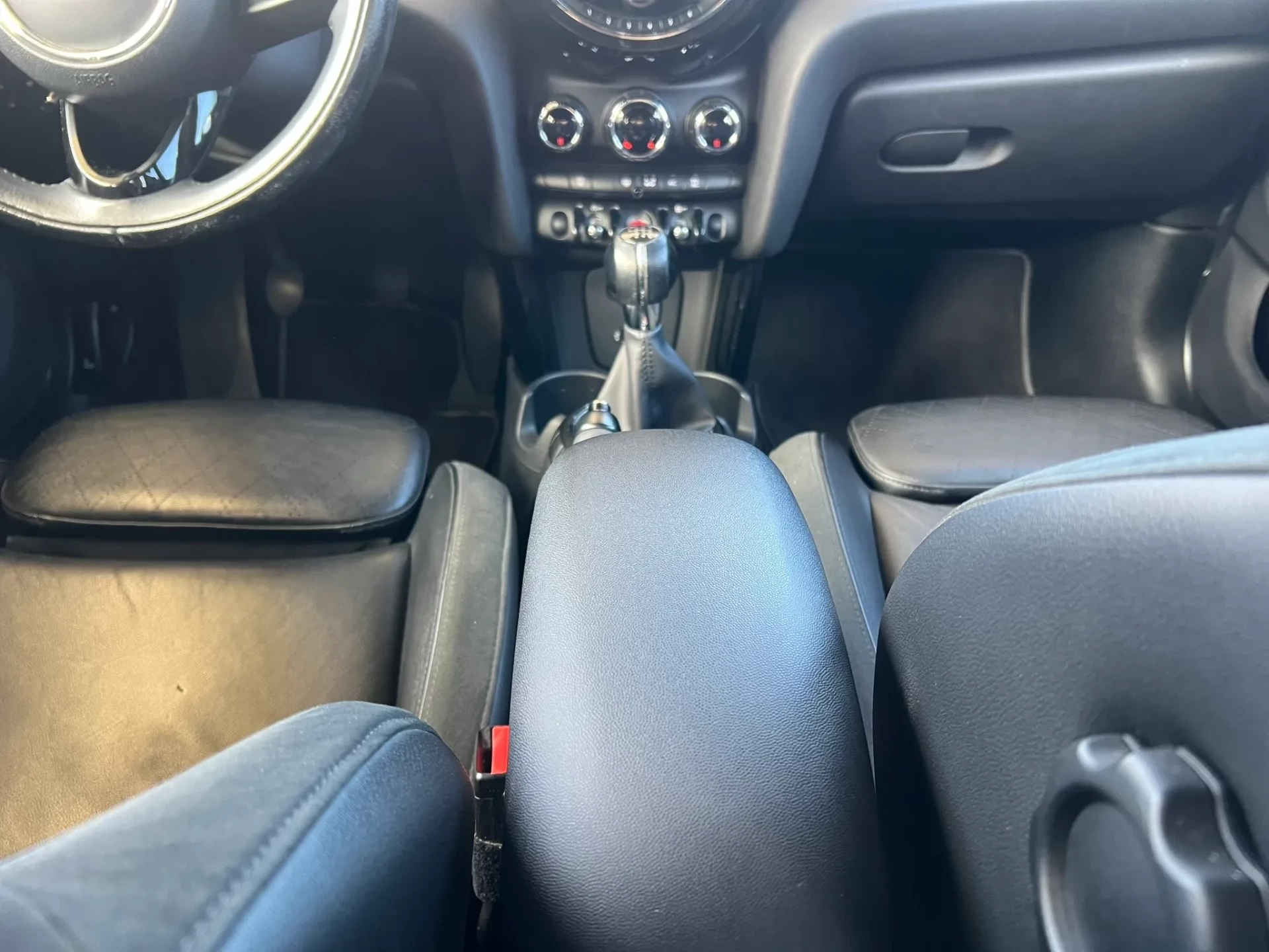 MINI 5 Portas Cooper SD 26