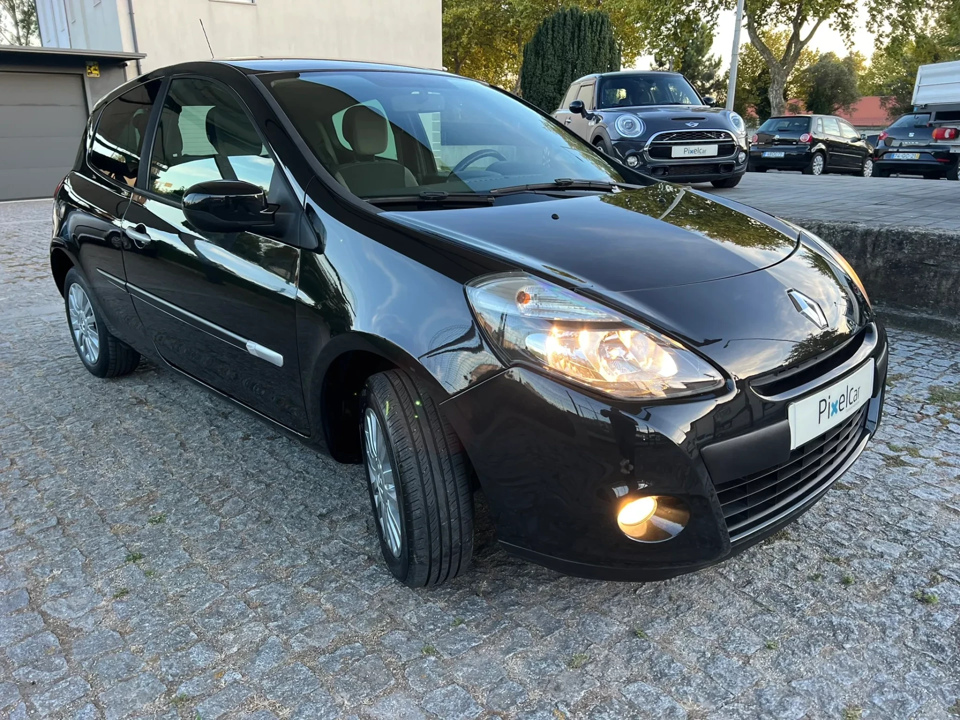 Renault Clio 1.2 16V GT 3p 3