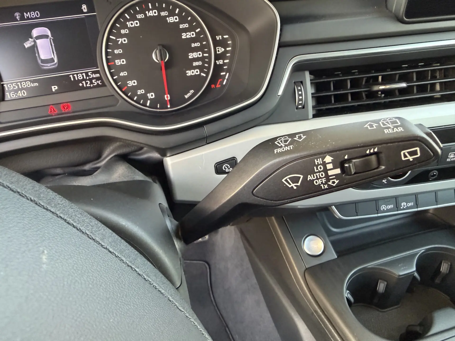 Audi A4 Avant 35 TDI S tronic 27