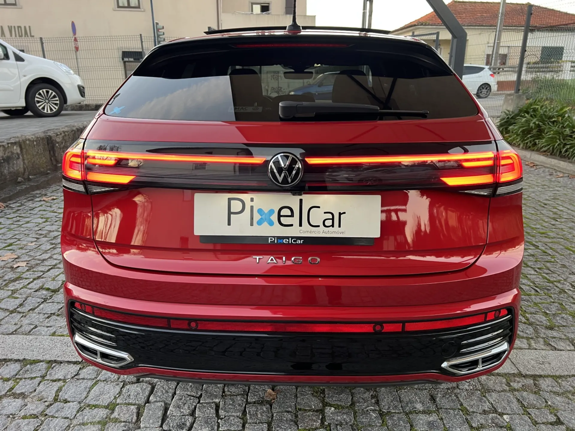 Volkswagen Taigo 1.0 TSI R LINE DSG 110 cv 6