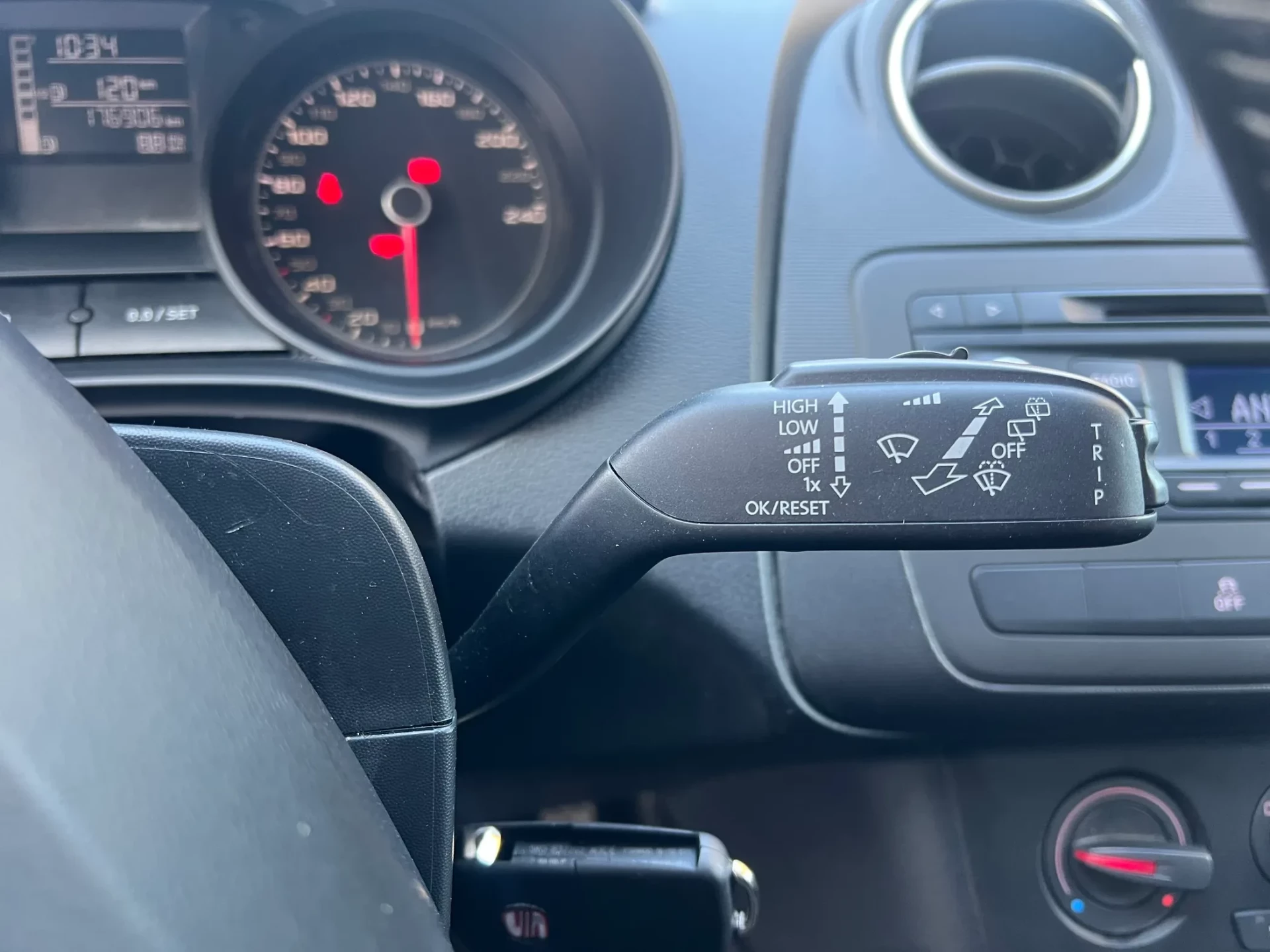 SEAT Ibiza 1.2 STYLE 5p 23