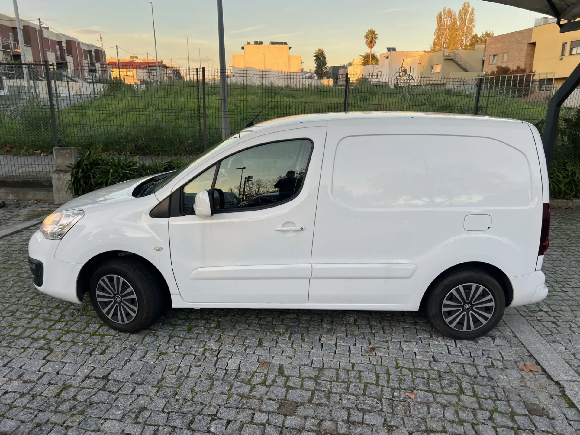 Peugeot Partner 1.6 e-HDi Confort 10