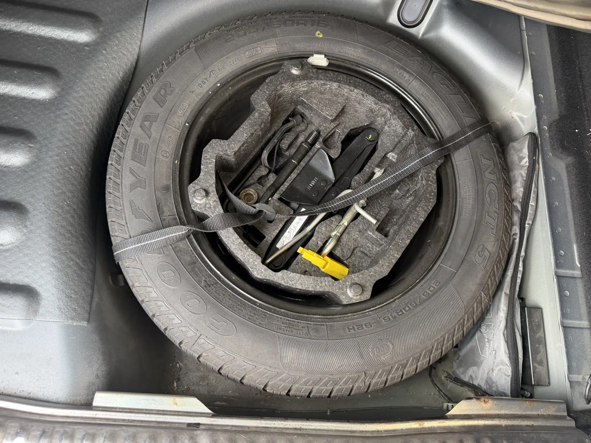 Peugeot 407 SW 1.6 HDi Executive 35