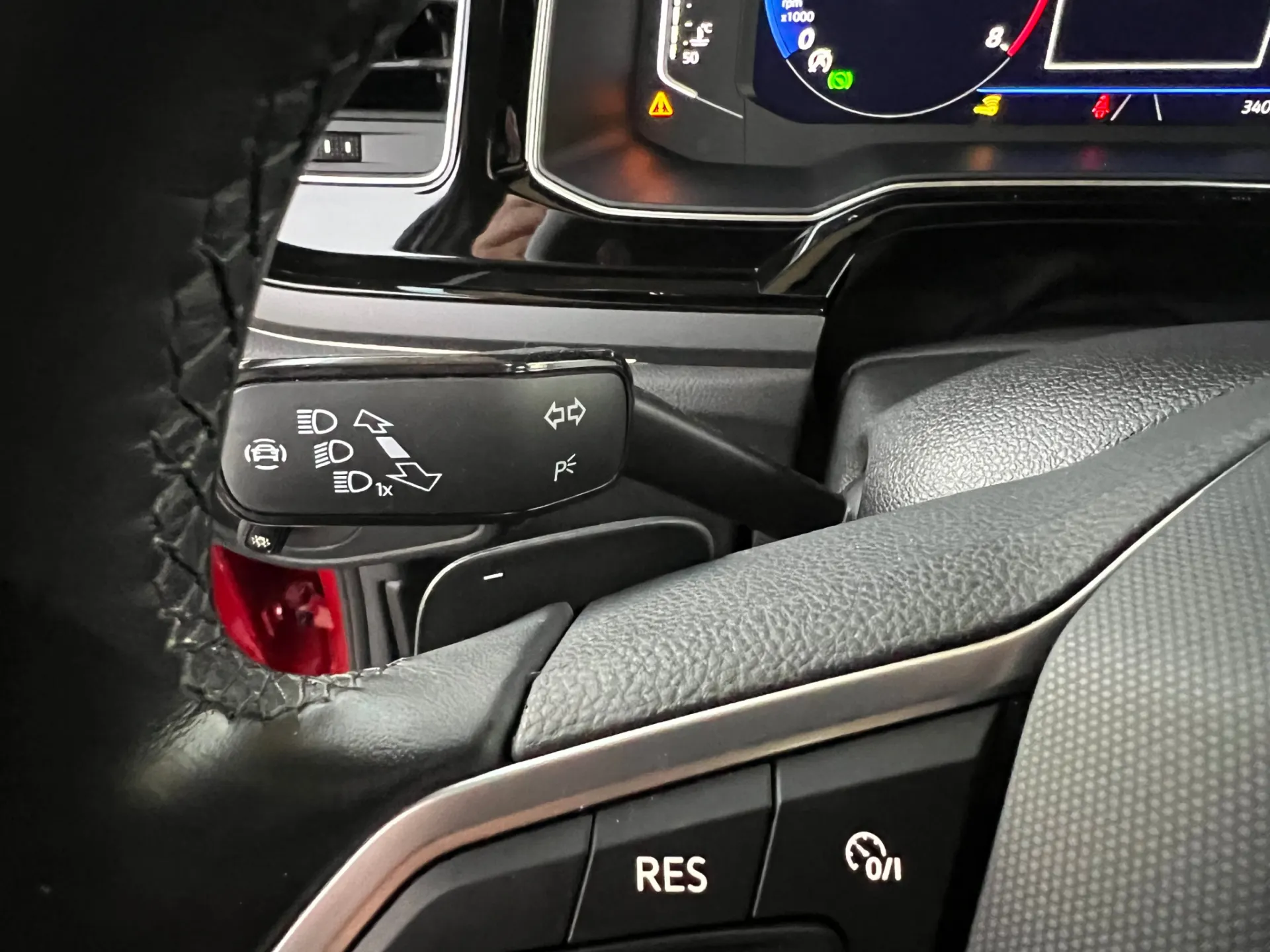 Volkswagen Taigo 1.0 TSI R LINE DSG 110 cv 36