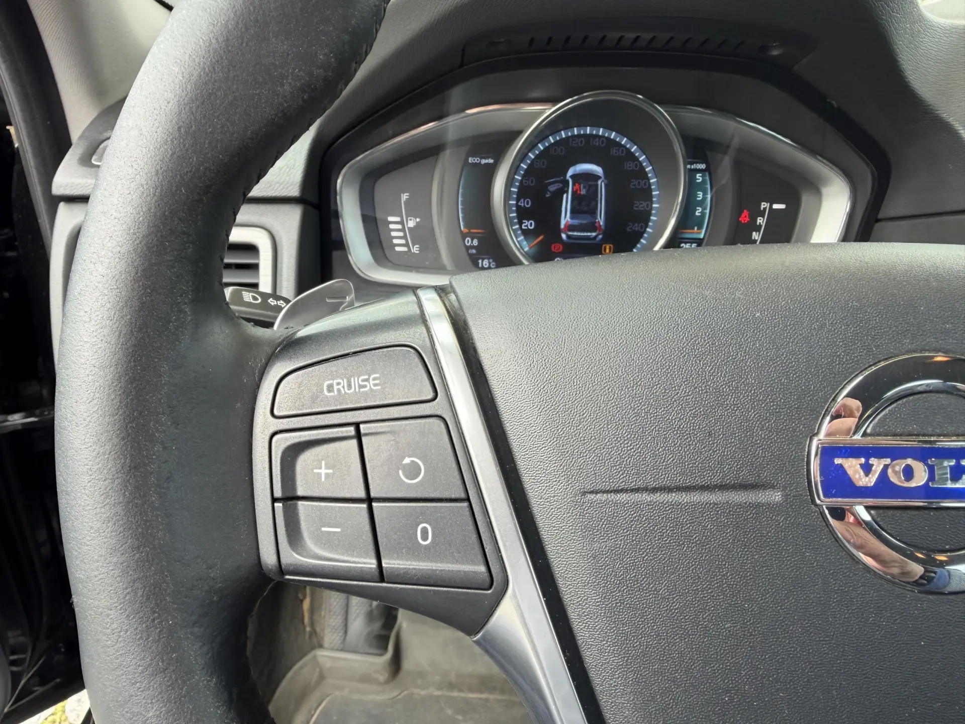 Volvo XC 70 2.0 D4 DYNAMIQUE SUMMUM GEARTRONIC 23