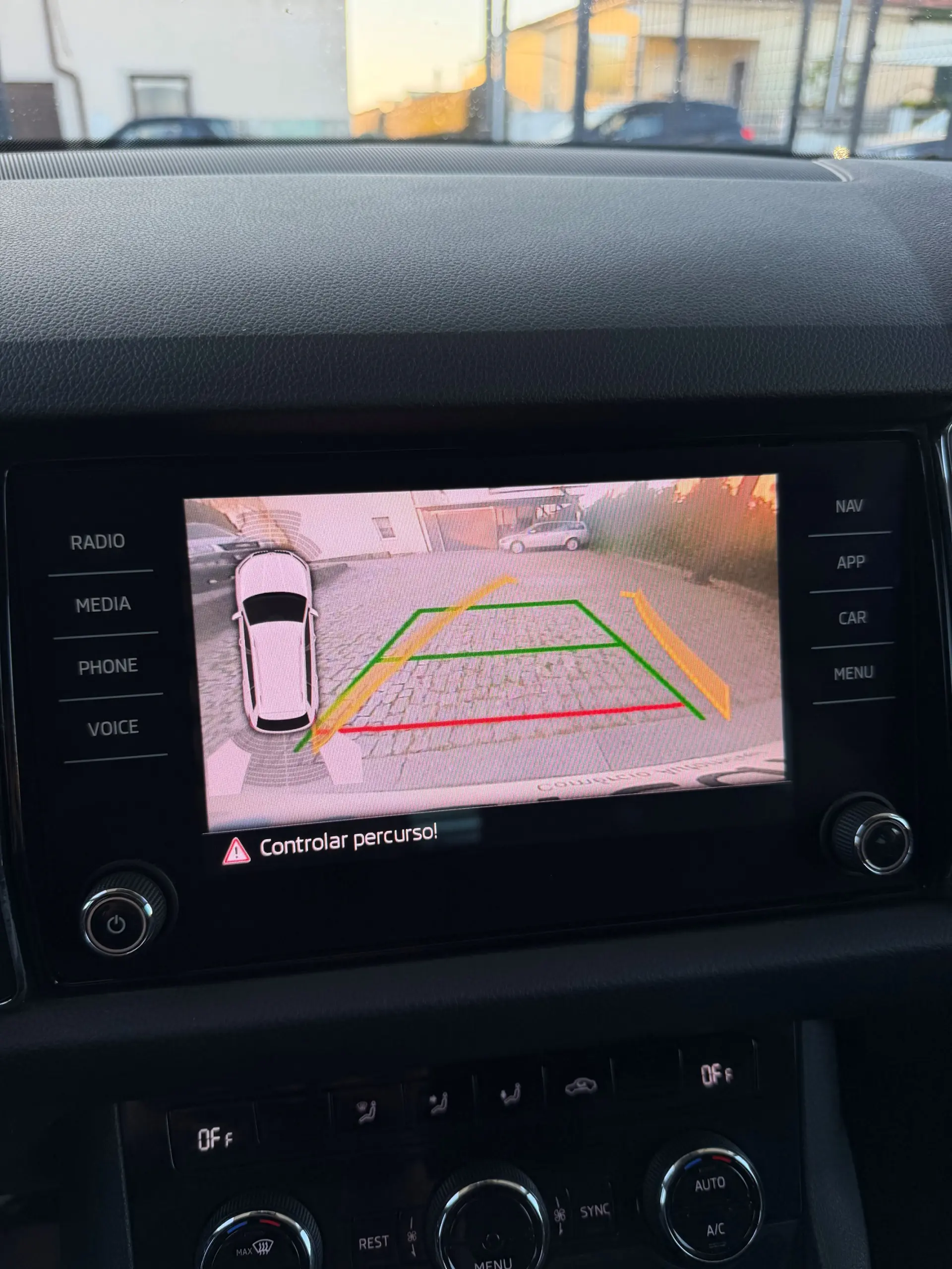 Skoda Kodiaq 2.0 TDI Ambition DSG 33