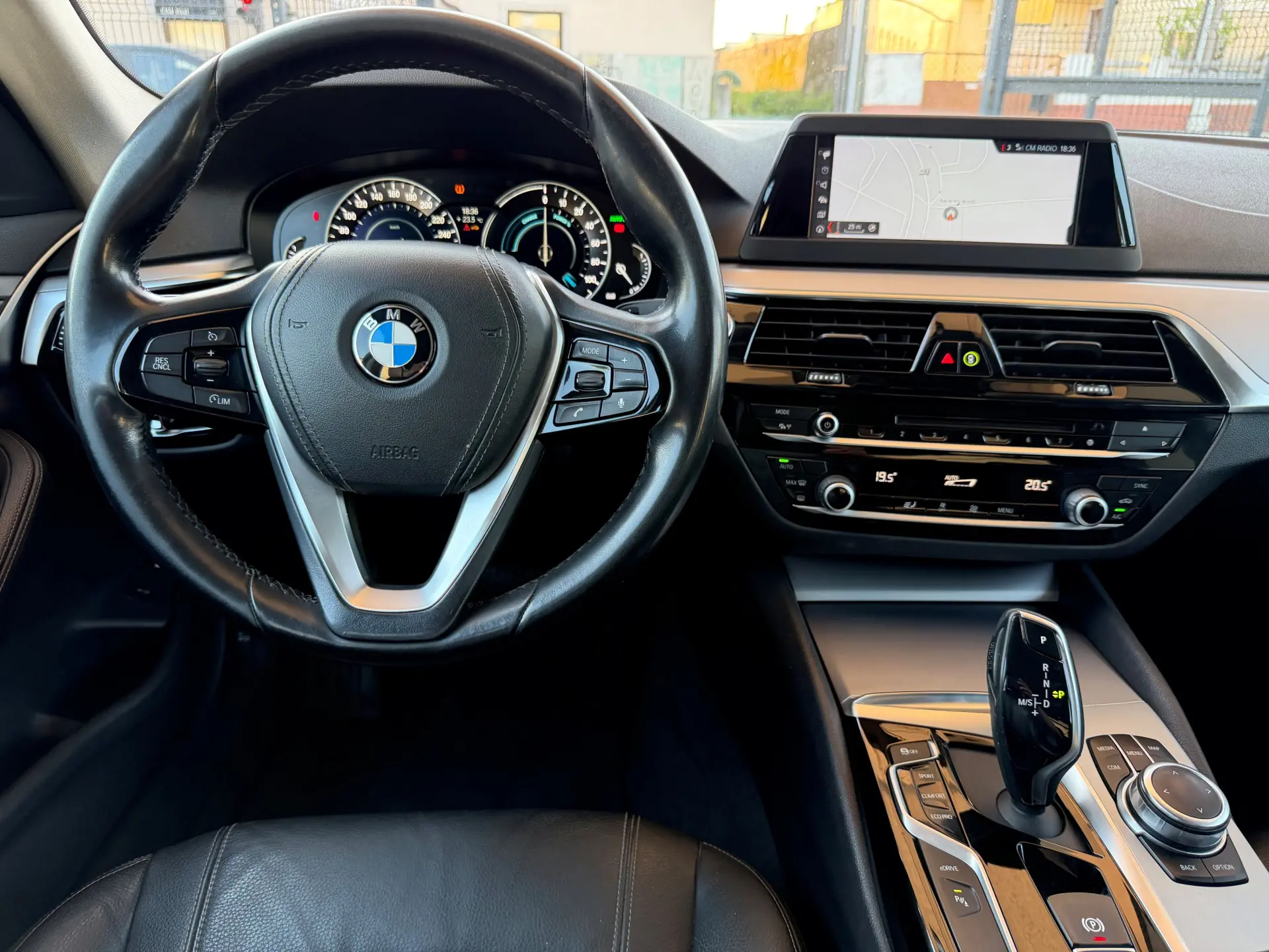 BMW 530 e iPerformance 24