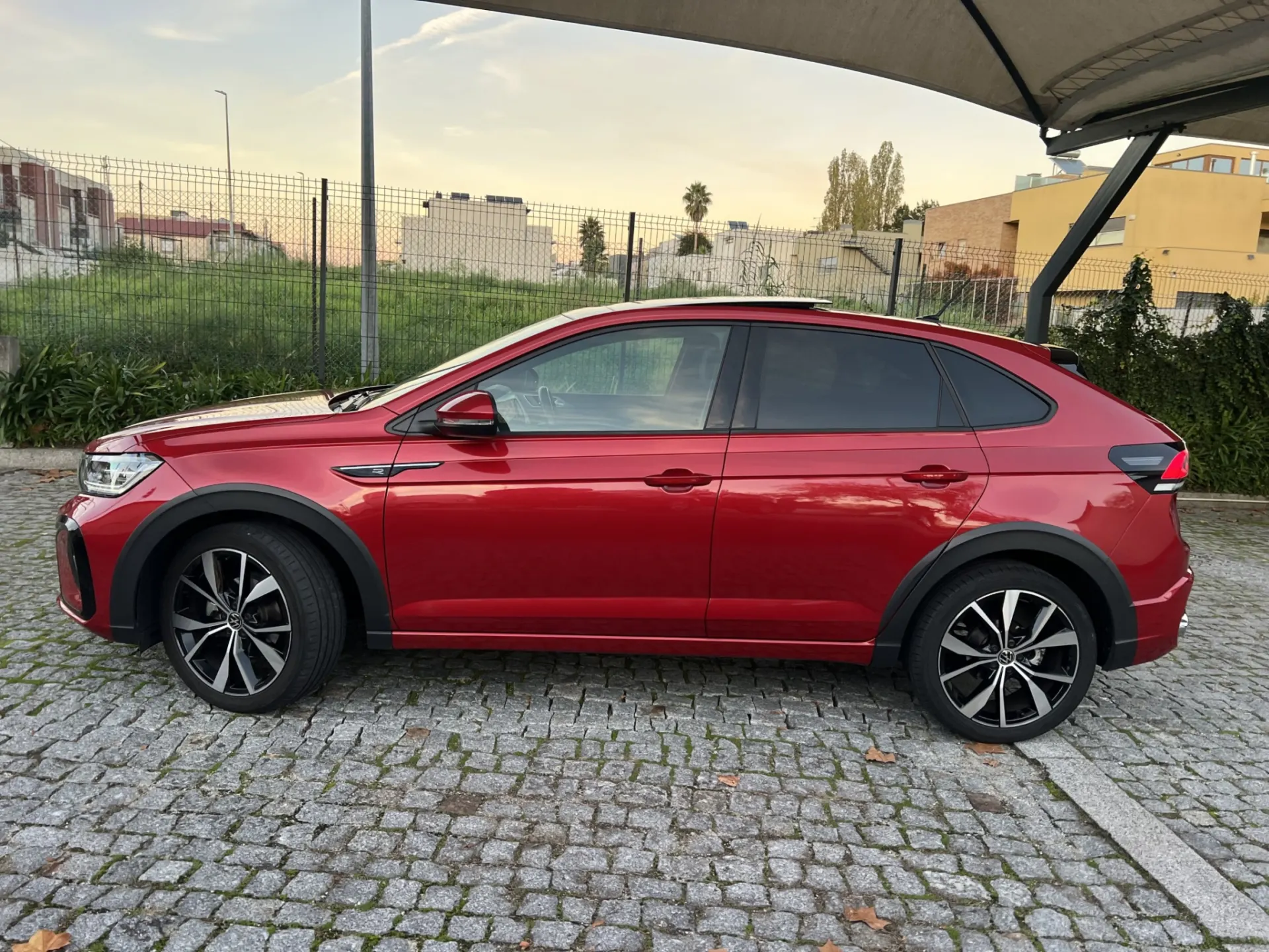 Volkswagen Taigo 1.0 TSI R LINE DSG 110 cv 13