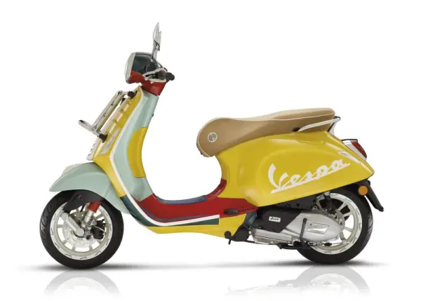 Vespa Primavera Sean Wotherspoon 2