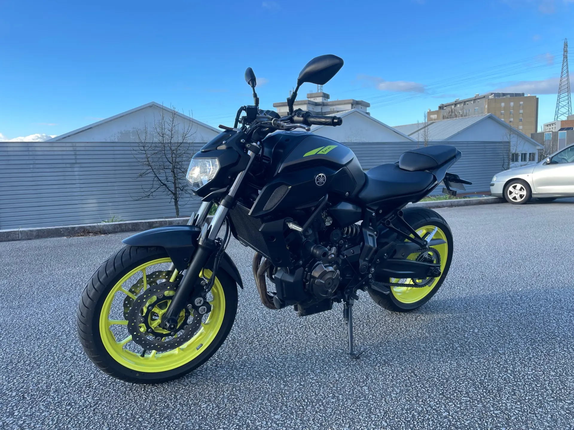 Yamaha MT-07 2