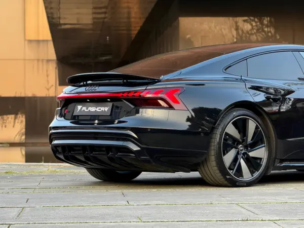 Audi e-tron GT quattro 66