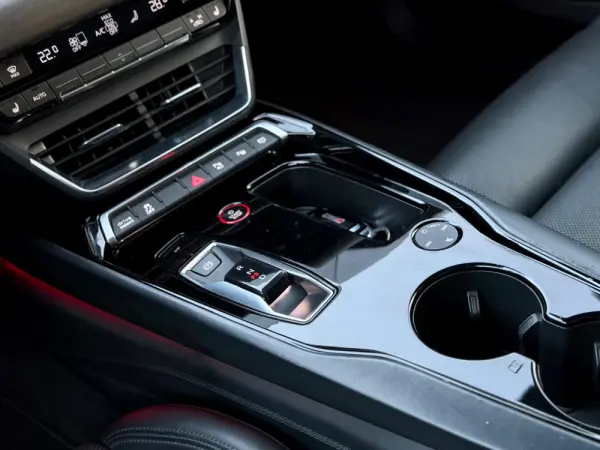 Audi e-tron GT quattro 68