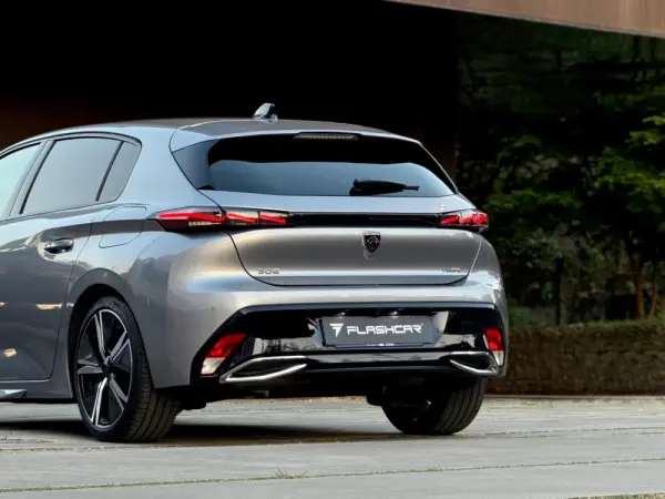 Peugeot 308 1.6 Hybrid GT Pack e-EAT8 13