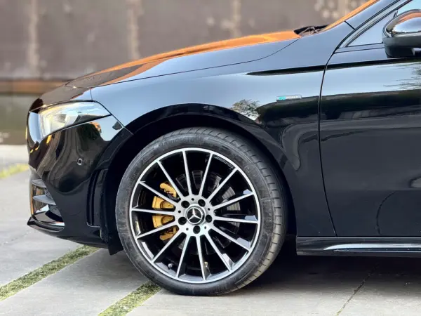 Mercedes-Benz A 250 e 8G-DCT Edition AMG Line 36