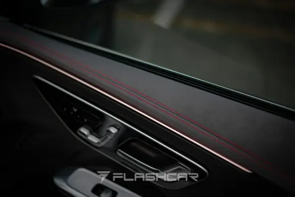 Mercedes-Benz EQE 300 AMG LINE 39