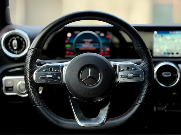 Mercedes-Benz CLA 250 e Shooting Brake AMG Line 45