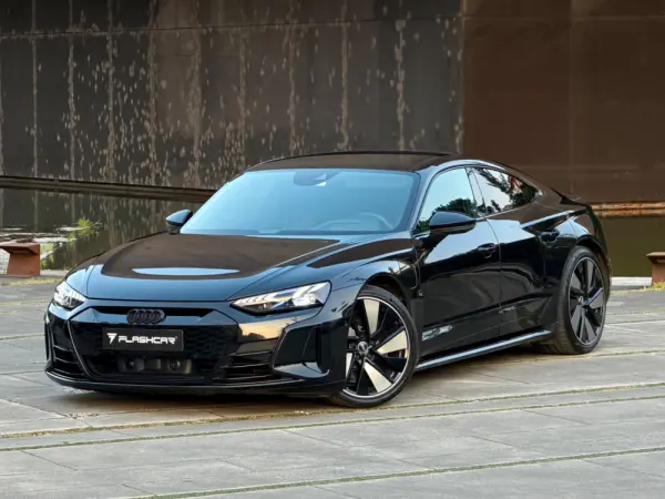 Audi e-tron GT quattro 5