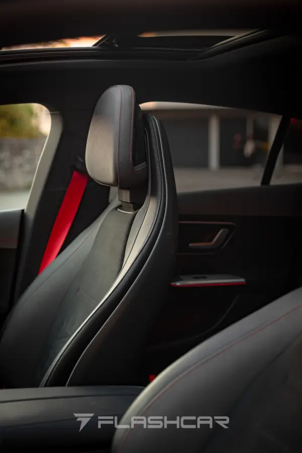 Mercedes-Benz EQE 300 AMG LINE 16