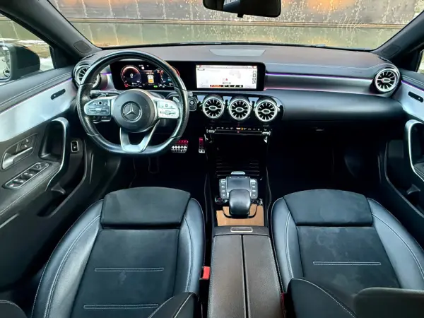 Mercedes-Benz A 250 e 8G-DCT Edition AMG Line 33