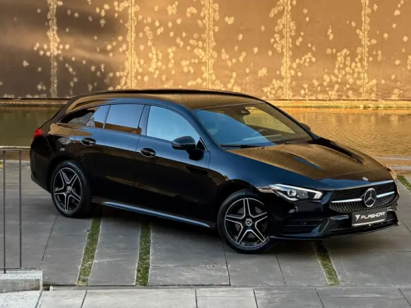 Mercedes-Benz CLA 250 e Shooting Brake AMG Line 10