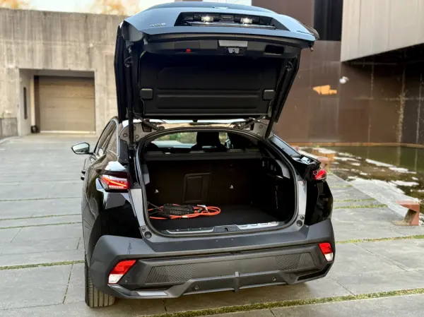 Peugeot 408 1.6 Hybrid GT e-EAT8 18