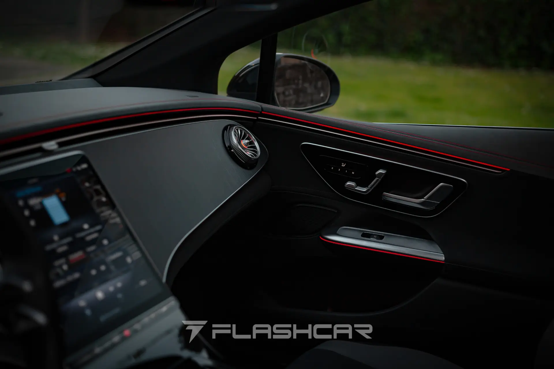 Mercedes-Benz EQE 300 AMG LINE 24