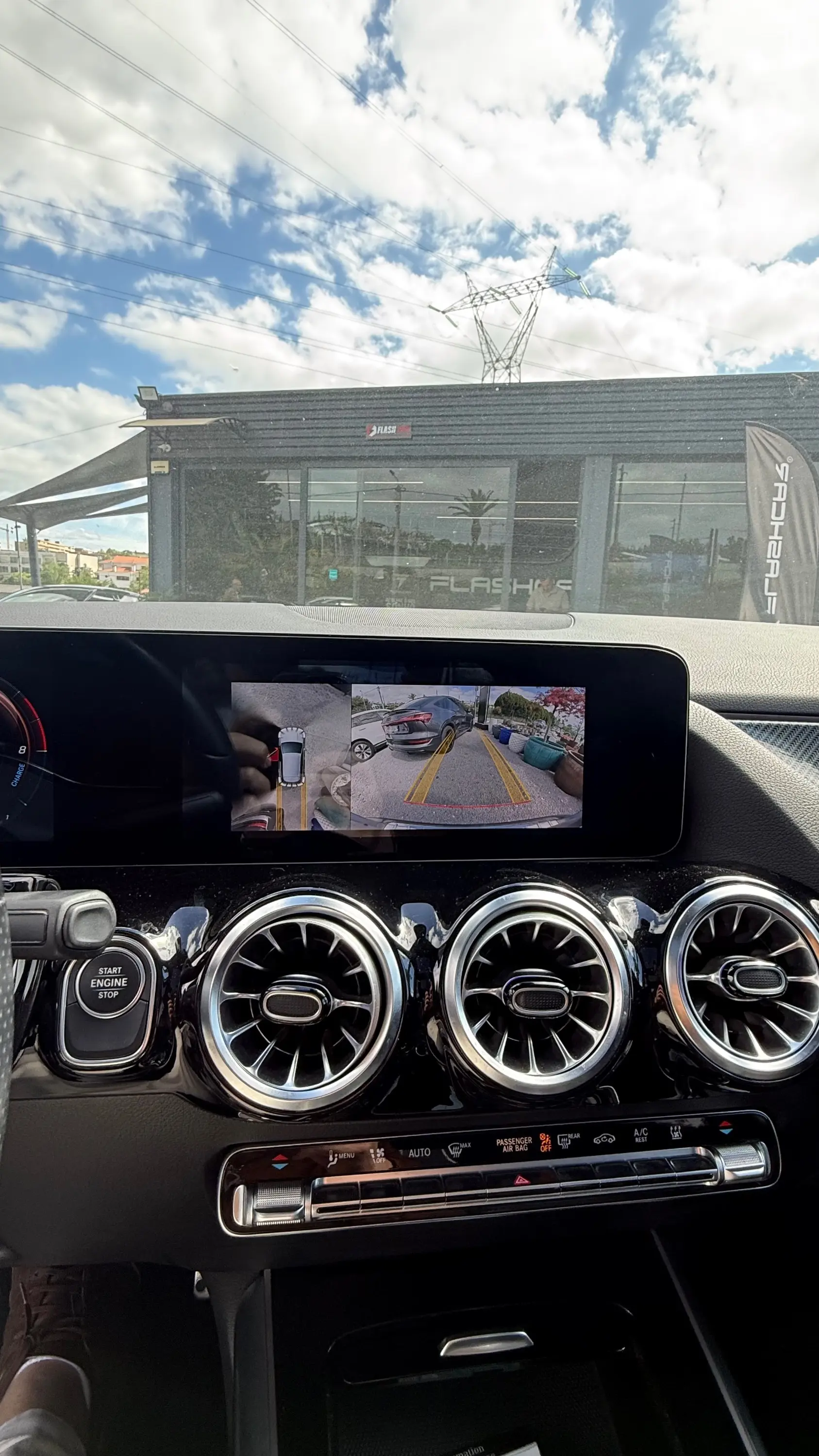 Mercedes-Benz GLA 250 e 8G-DCT AMG Line 14