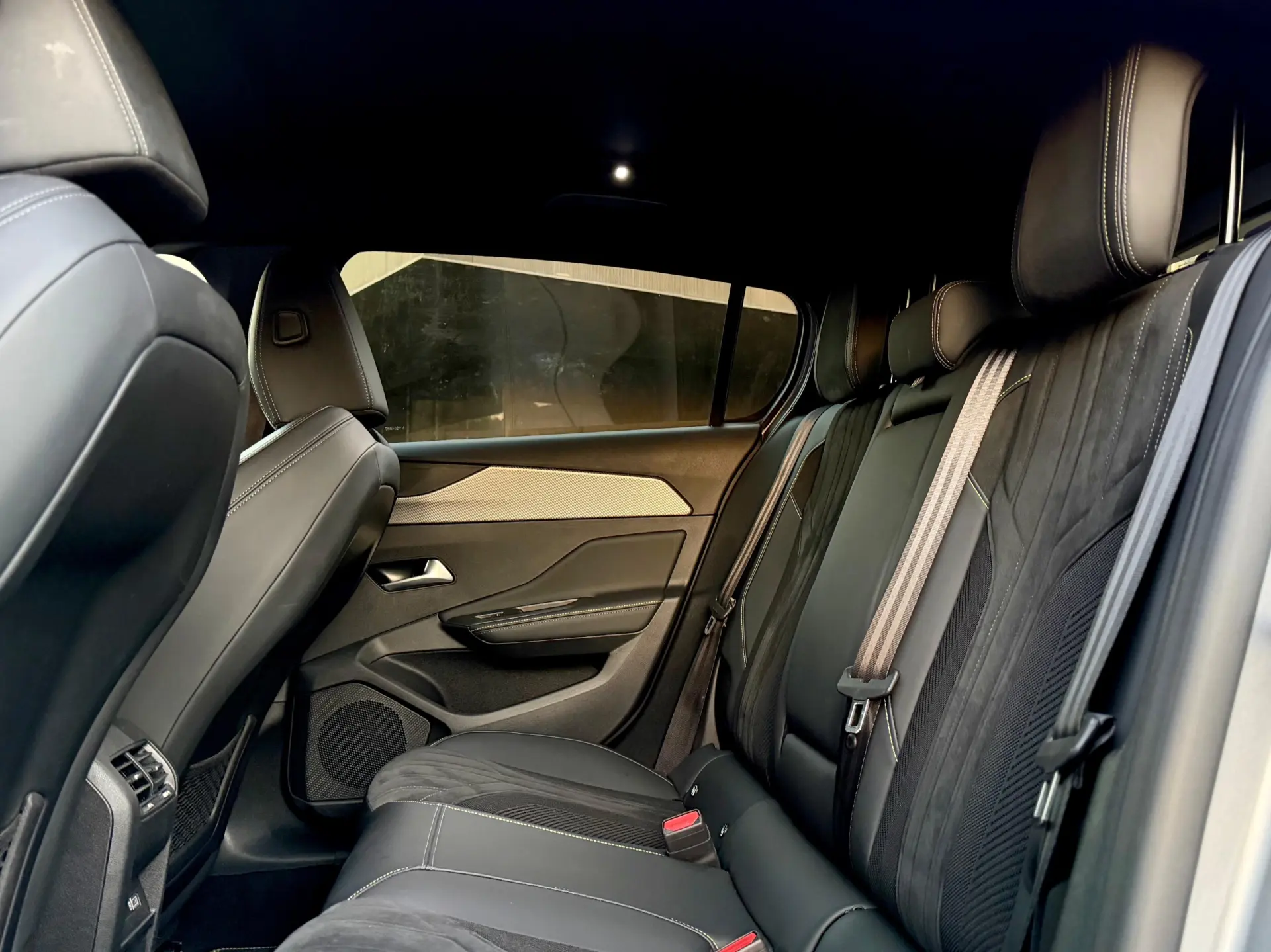 Peugeot 308 1.6 Hybrid GT Pack e-EAT8 8