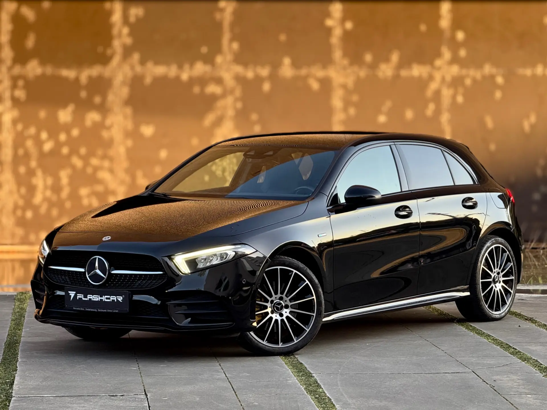 Mercedes-Benz A 250 e 8G-DCT Edition AMG Line 13