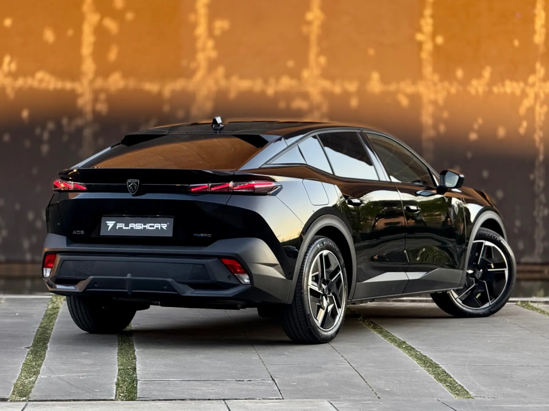 Peugeot 408 1.6 Hybrid GT e-EAT8 5