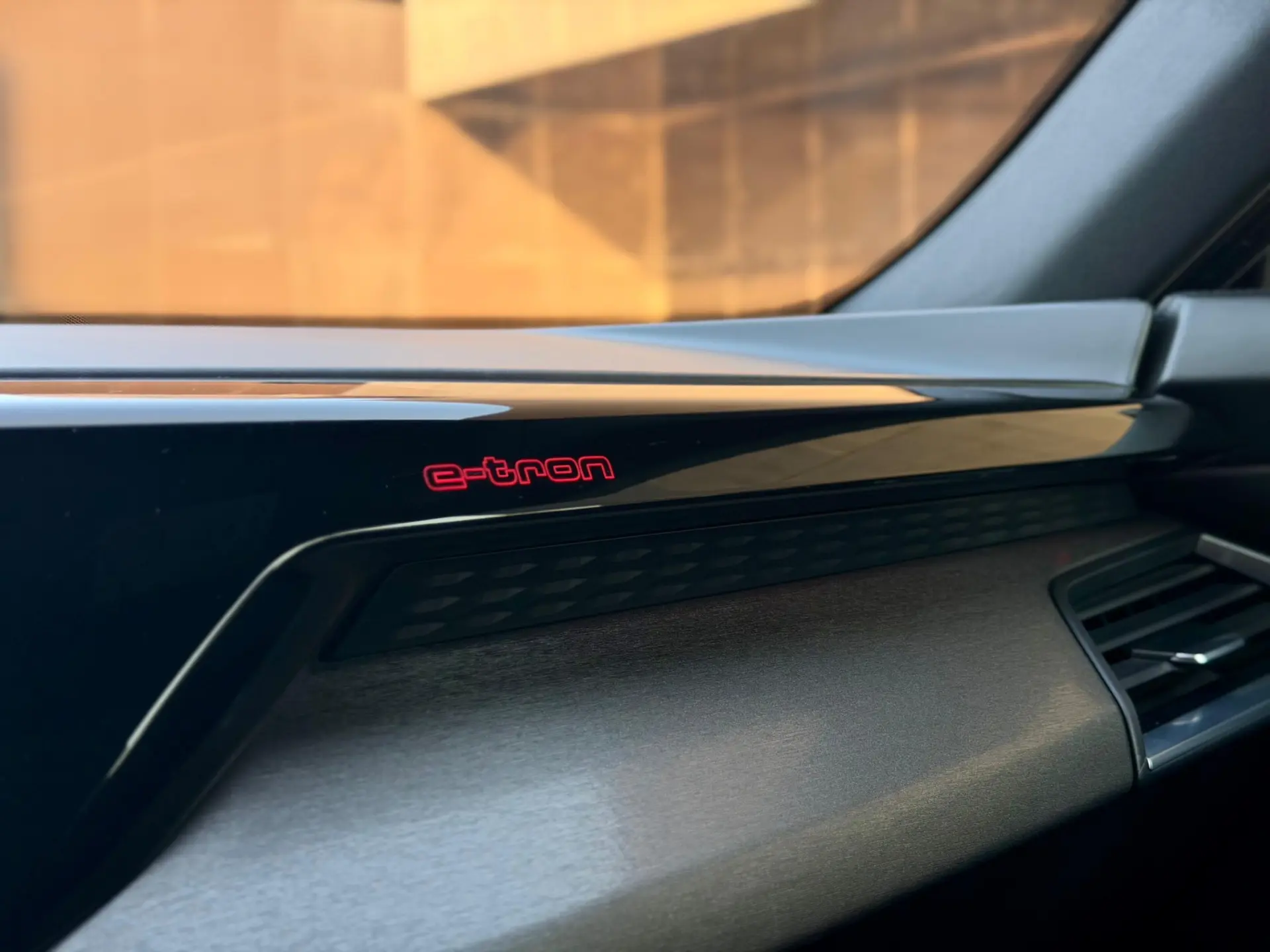 Audi e-tron GT quattro 31