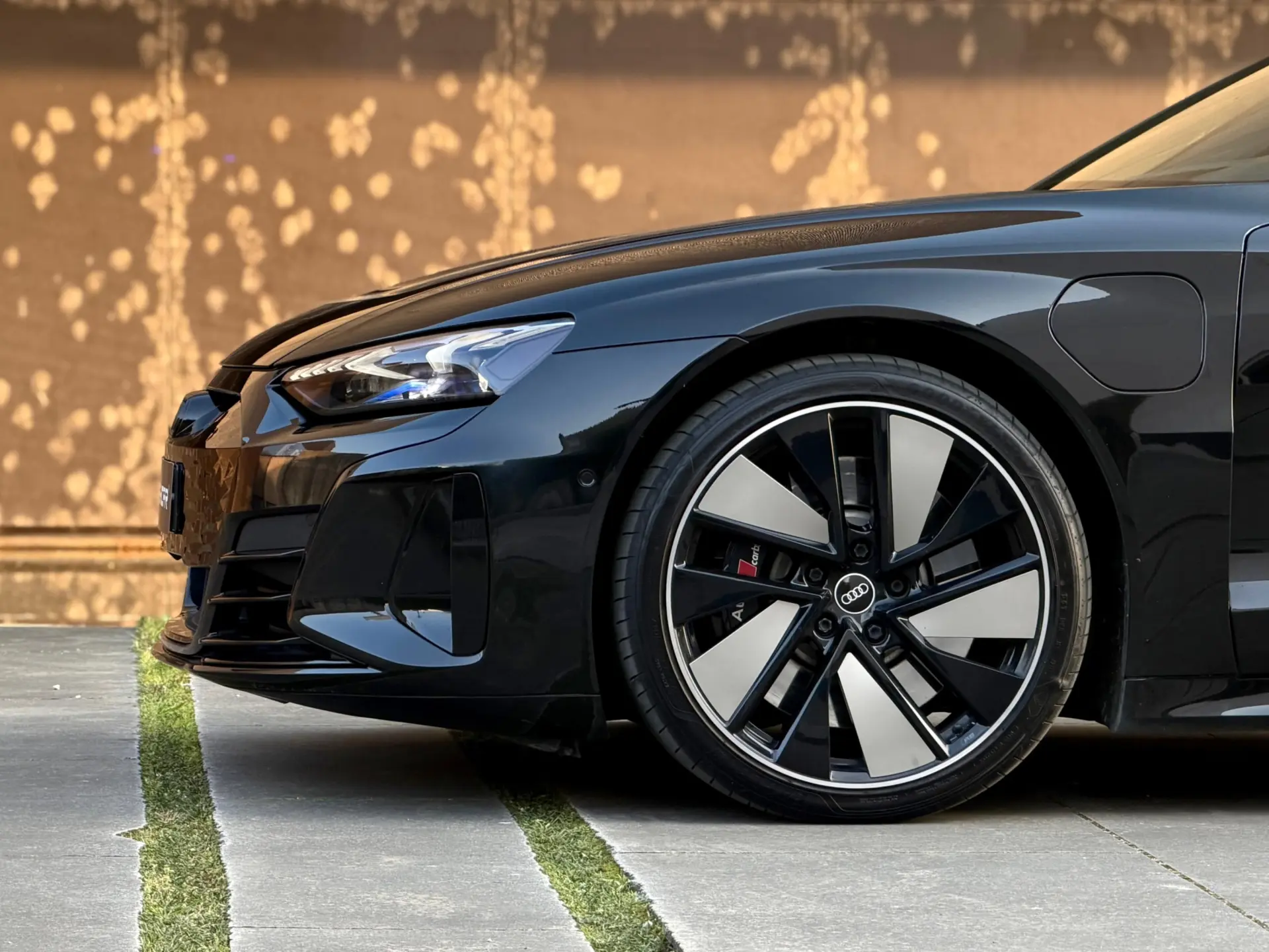 Audi e-tron GT quattro 22