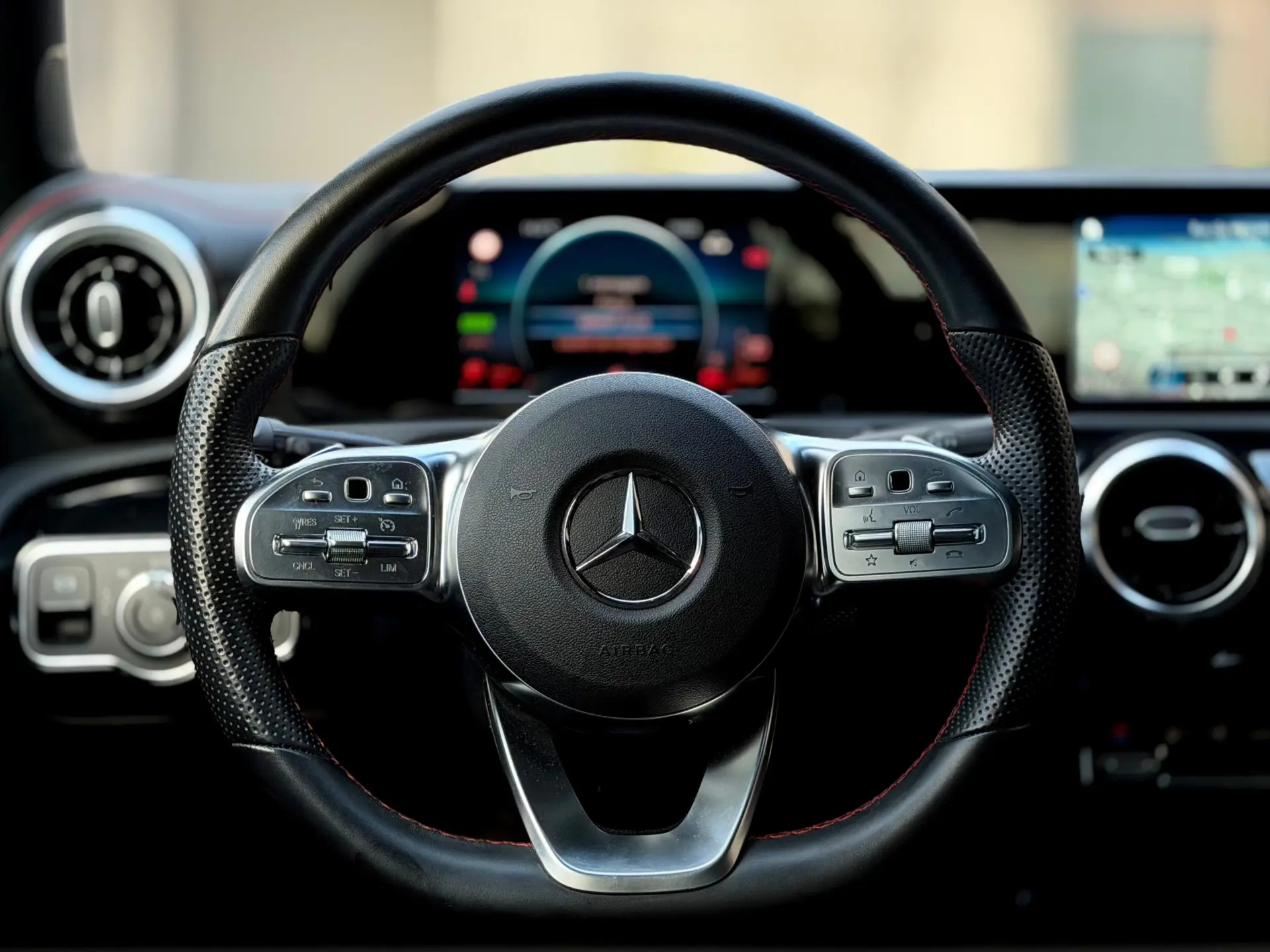 Mercedes-Benz CLA 250 e Shooting Brake AMG Line 45