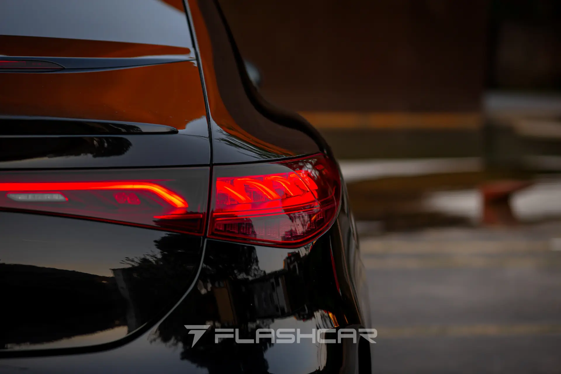 Mercedes-Benz EQE 300 AMG LINE 33