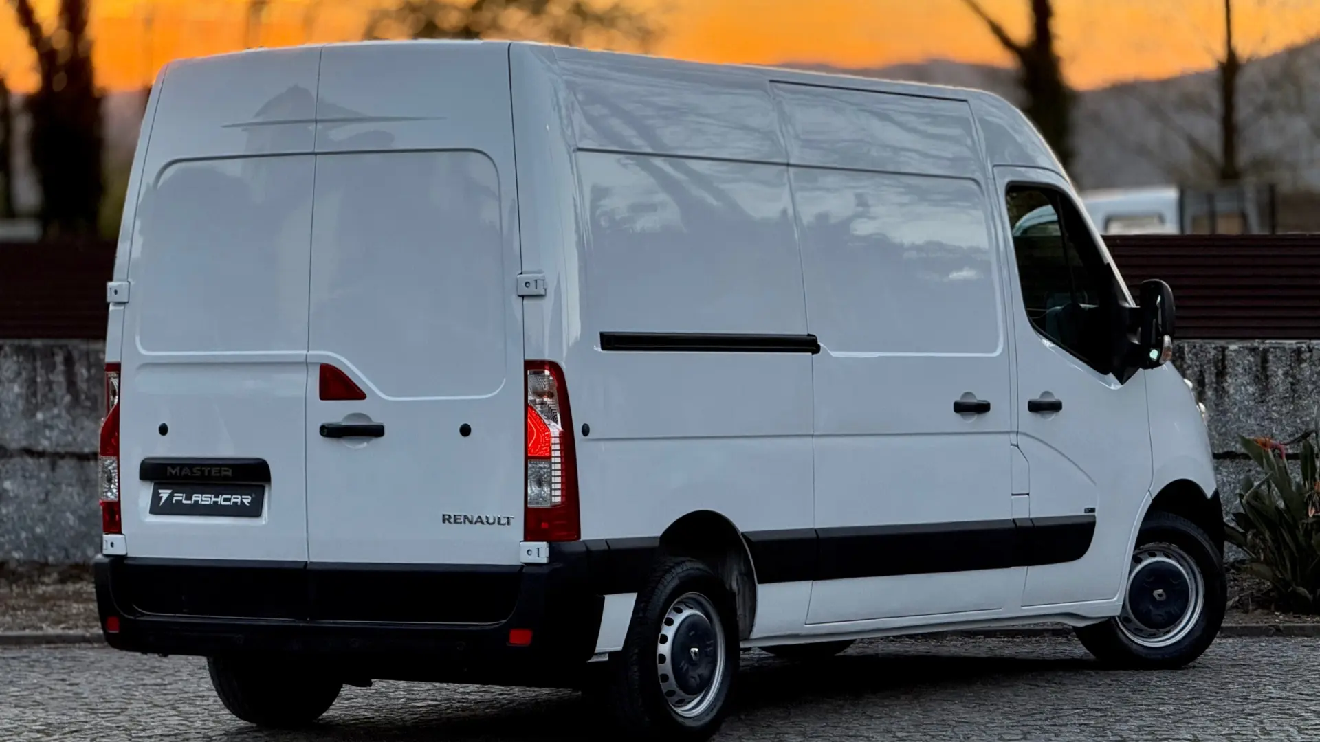 Renault Master E-Tech L2H2 3T5 Advance Autonomia Urbana 12