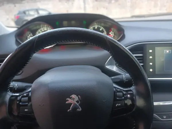 Peugeot 308 SW 1.6 e-HDi Active 13