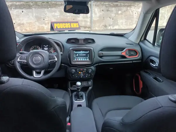 Jeep Renegade 1.0 T Orange Edition 11
