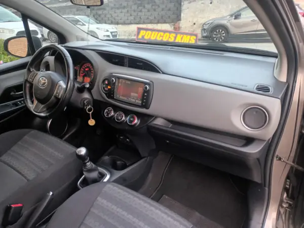 Toyota Yaris 1.4 D-4D Comfort 9