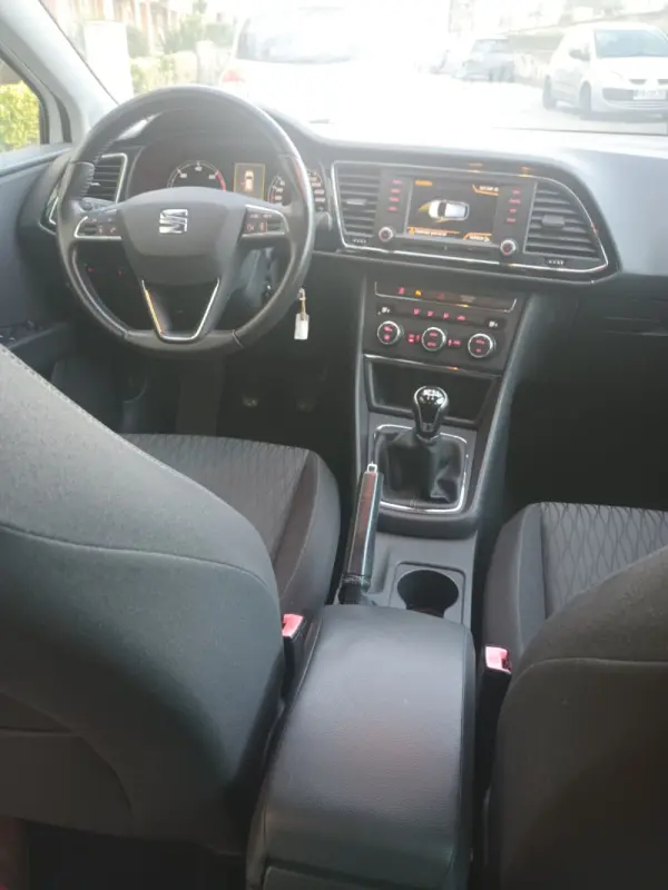 SEAT Leon 1.6 TDI Style Ecomotive 21