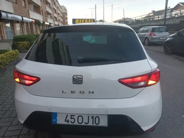 SEAT Leon 1.6 TDI Style Ecomotive 6