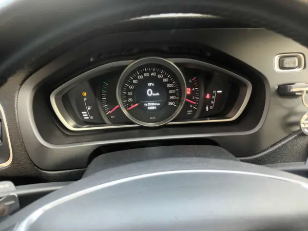 Volvo V40 Cross Country 2.0 D3 Geartronic 14