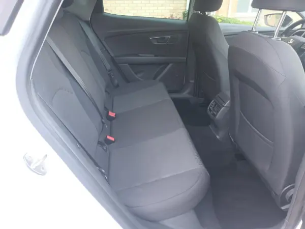 SEAT Leon 1.6 TDI Style Ecomotive 14