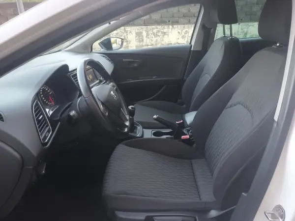 SEAT Leon 1.6 TDI Style Ecomotive 11